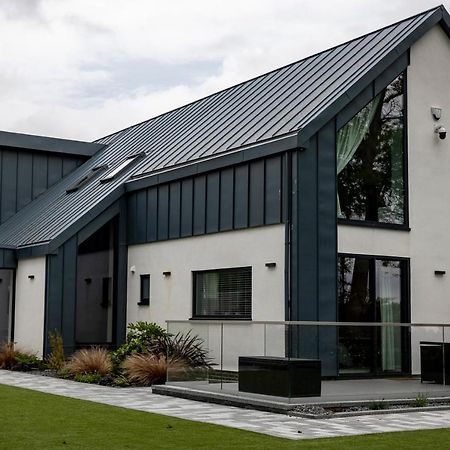 Dafarn Newydd Studio Llangefni Exteriör bild