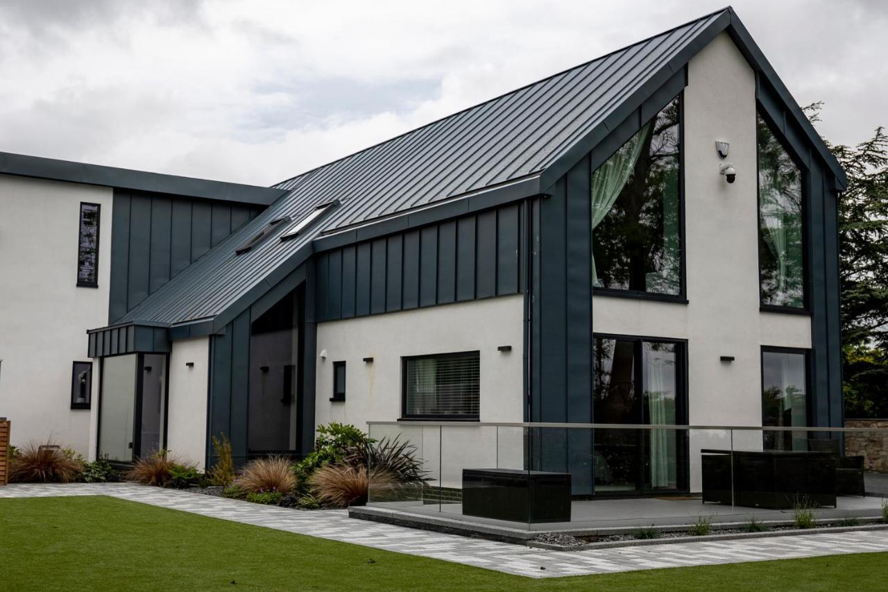 Dafarn Newydd Studio Llangefni Exteriör bild